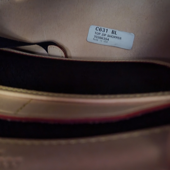 Authentic Dooney and Bourke  Top zip Shopping tote - Picture 12 of 13